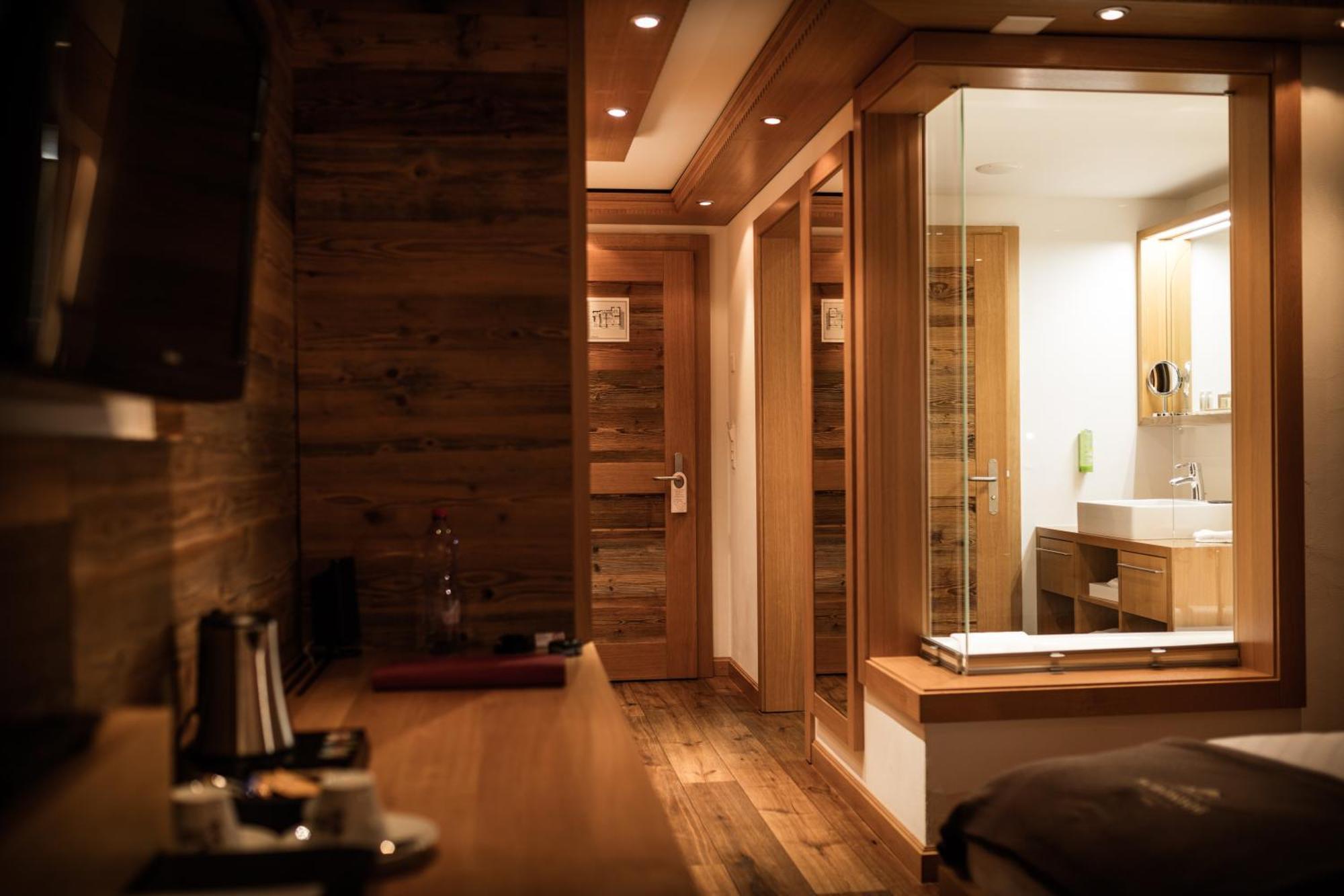 Relais & Chateaux Schoenegg Zermatt Exterior photo